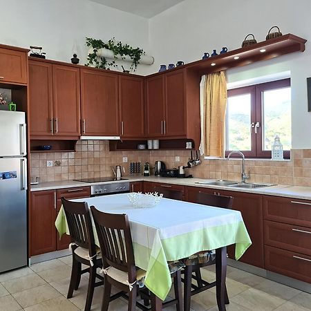 Enastron Vacation House Кісамос Екстер'єр фото